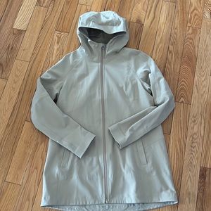 Ladies size 14 Lululemon jacket.